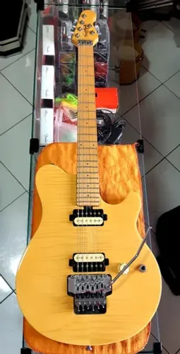 Guitarra OLP by Ernie Ball Axis MM1 EVH