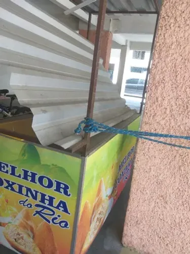 Barraca c rodas tipo carrocinha p coxinhas,