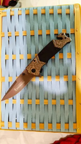 Facas colecionáveis Flip e Karambit (estilo CS:GO)