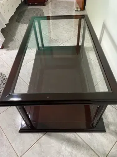 mesa com tapo de vidro com 120 -70-por 45 de altura