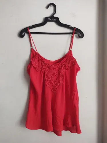 Blusas viscose. As 3 por 20,00 Tam médio não vendo separado 