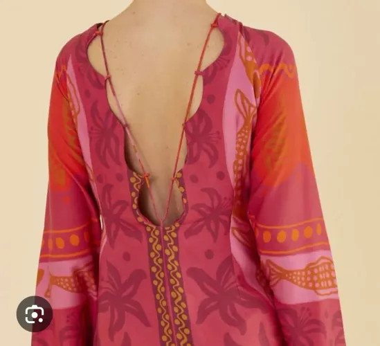 Vendo Vestido tamanho P Farm Novo