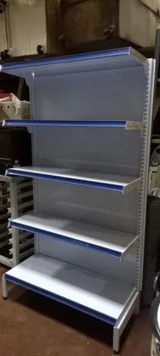 Gôndolas de parede e centro novas