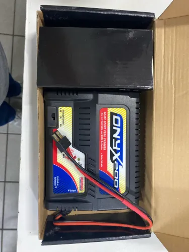 Carregador Onix200 110V usado nicd nimh
