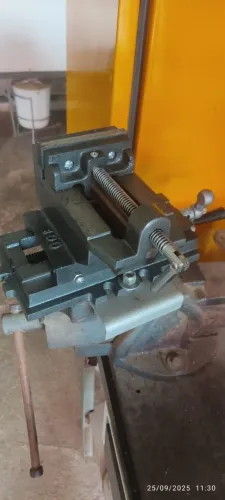 Morsa Coordenada para furadeira de bancada nova 