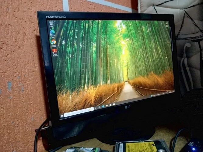 Monitor LG 22 HDMI DVI VGA C AUTO FALANTES