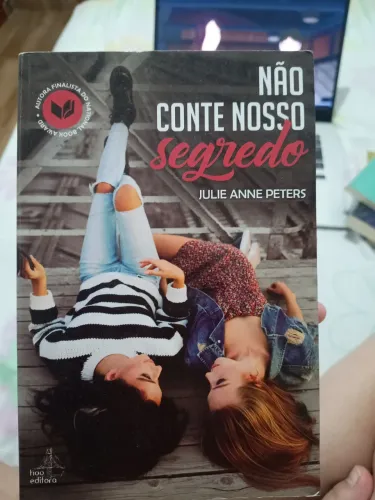 Livro Não conte nosso segredo 