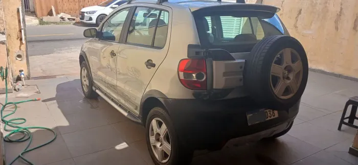 Volkswagen Crossfox 1.6 MI Total Flex 8V 5P 2008