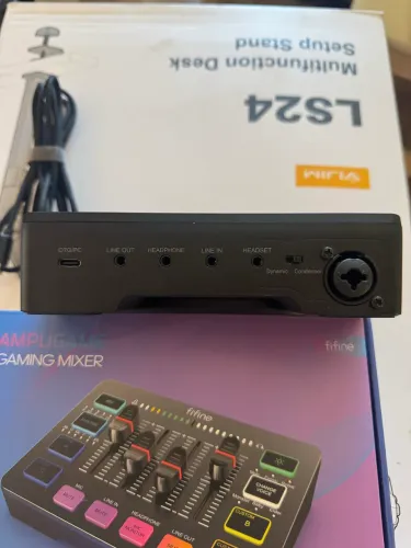 Mixer Ampligame Fifine Sc3 2 saídas/3 entradas/USB-C/4