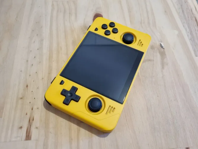 Powkiddy RGB30 + 128gb + Película 