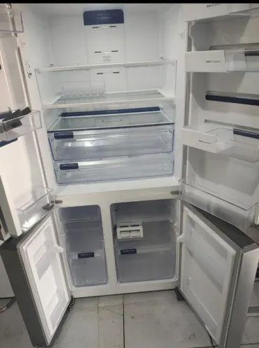 GELADEIRA IQ 8S NOVISSIMA POUCO USADA