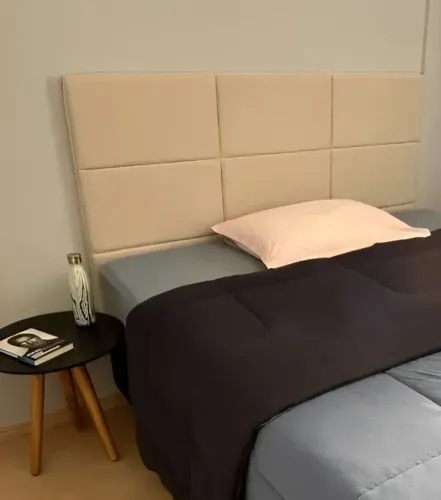 cabeceira nova em estoque na cor bege para cama casal ! 