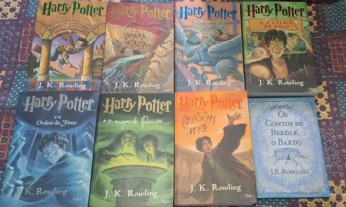 Coleção Completa Harry Potter - Livros + DVDs + Itens Raros de Época