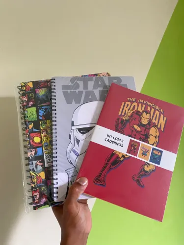 kit 5 cadernos Super Heróis novos
