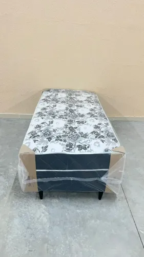 Linda Cama Unibox Diplomata Solteiro Molas Ensacadas Cor Azul Com Branco - Em Oferta