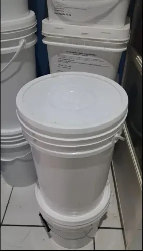 balde branco redondo 22l com tampa limpo alimentício