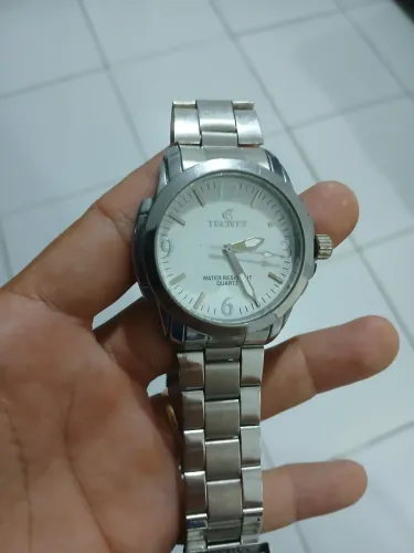 Relógio Tecivet Prata - Elegância e Estilo