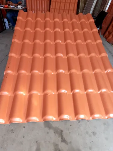 Telhas de PVC, Modelo Colonial. 2.30x0.86- Novas R$100.00
