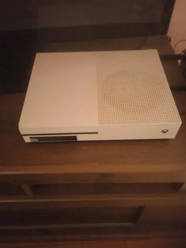 Xbox ONE S 1TB usado branco 