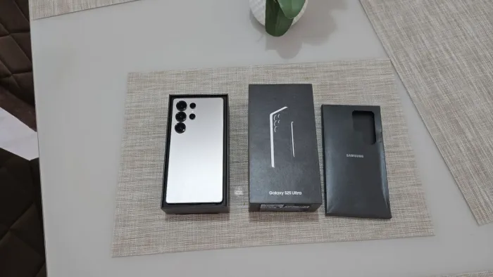 Galaxy S25 Ultra ( novo) 256Gb 