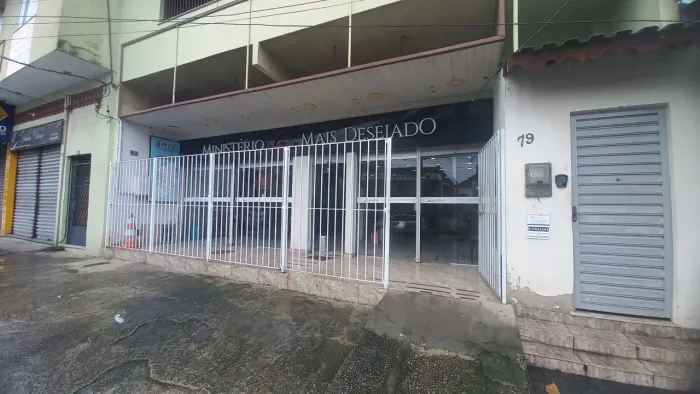 Loja/Salao em ponto comercial