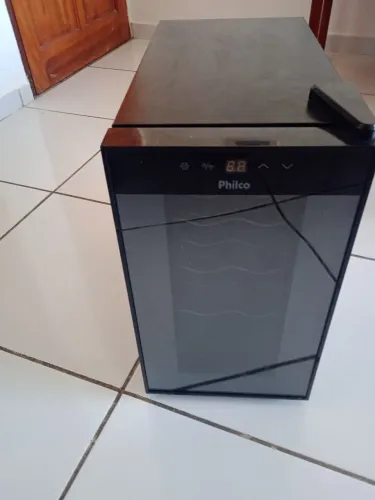Adega Philco 8 Garrafas