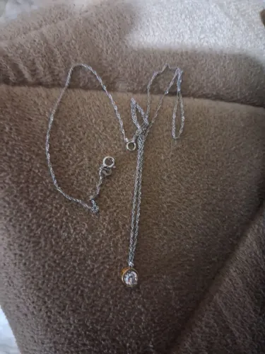 Cordão de ouro branco