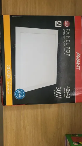 Painel LED Avant POP Embutir Quadrado 40x40 30W 3000K (Luz Amarela)