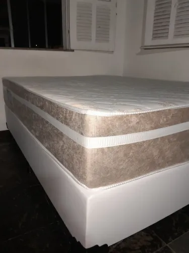 Cama Box + colchão D 45 molas $$1,200