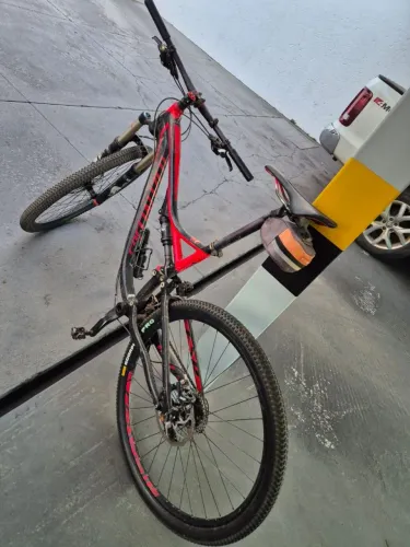 Bicicleta Specialized Stumpjumper SRA