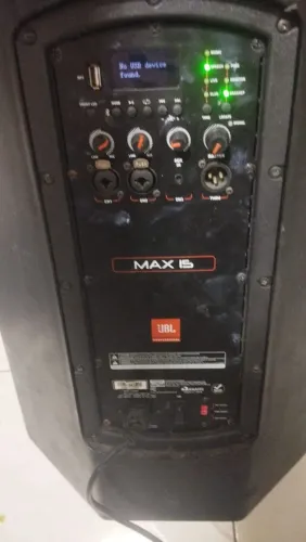 Caixa de som JBL Max 15 ACEITO OFERTAS