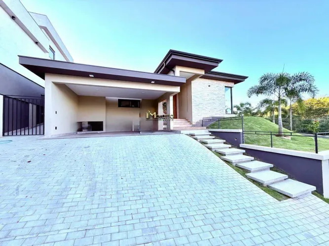 Casa à venda no Condomínio Campos do Conde Bragança Paulista