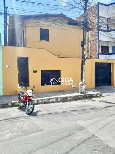 PRÉDIO RESIDENCIAL COM 20 KITNETS