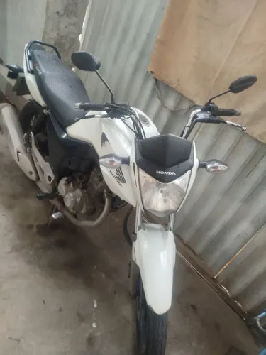 Vendo essa moto 