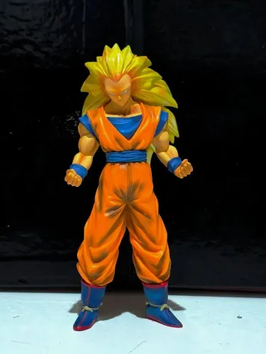 Action Figure Goku Super Saiyajin 3 - Dragon Ball Z - Aproximadamente 15 cm