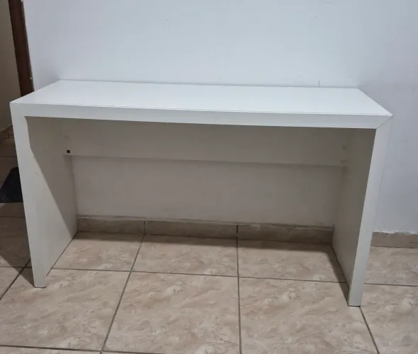 Mesa e cadeira de escritório - não entrego