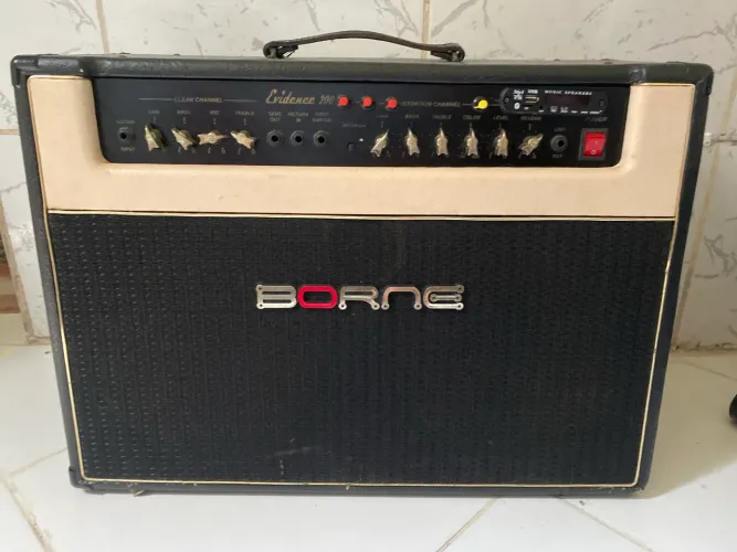 Cubo borne de guitarra com defeito 
