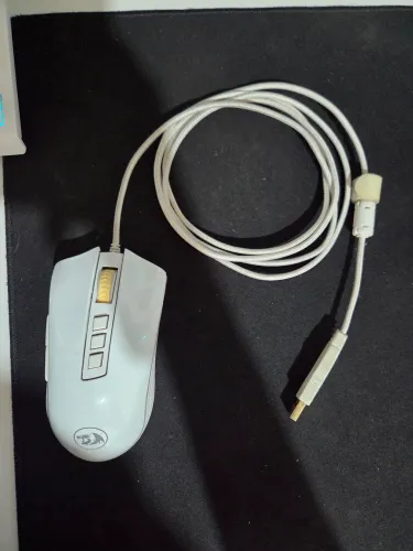 (Usado, funcionando) Mouse Redragon Cobra Branco 10000 DPI - Modelo M711W