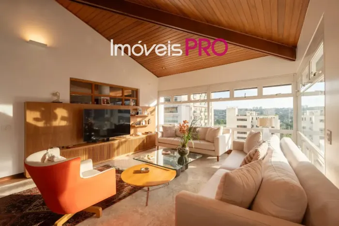 Apto duplex reformado para venda e locação de 348m2 com 3 dorm, todos suites e 4 vagas no