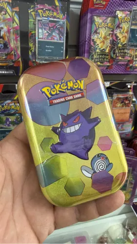 Lata Pokémon TCG Gengar e Poliwag - Colecionável Original