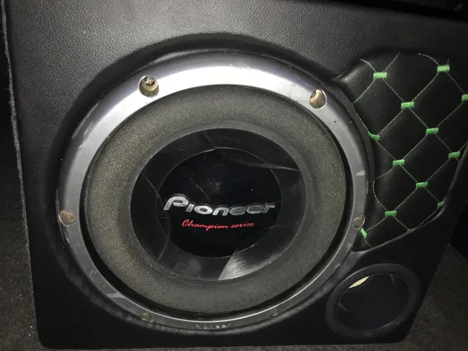 Caixa de grave com Cara Preta Pioneer 308
