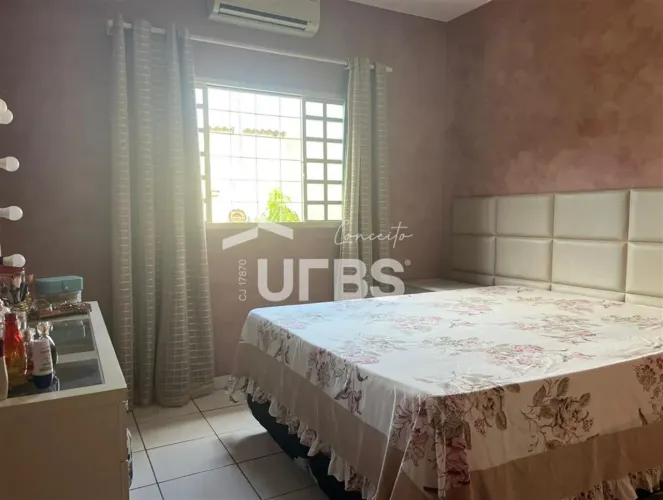 *Casa de Luxo com 300m² de area total de Conforto e Sofisticação*