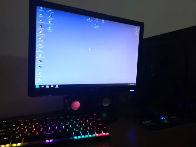 PC Completo Xeon E3 1230 V2 8GB RAM HD 512GB GT 610 - Para Trabalho e Estudo