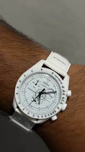 Relógio Omega x swatch