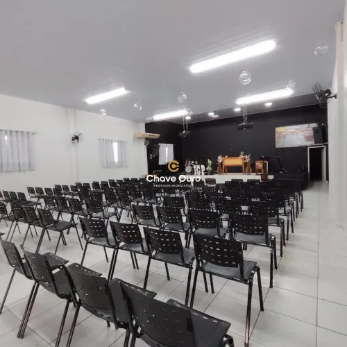 Barracão no Coqueiral