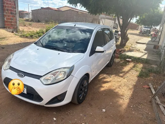 Ford Fiesta SE 1.6 16V Flex 5P 2013