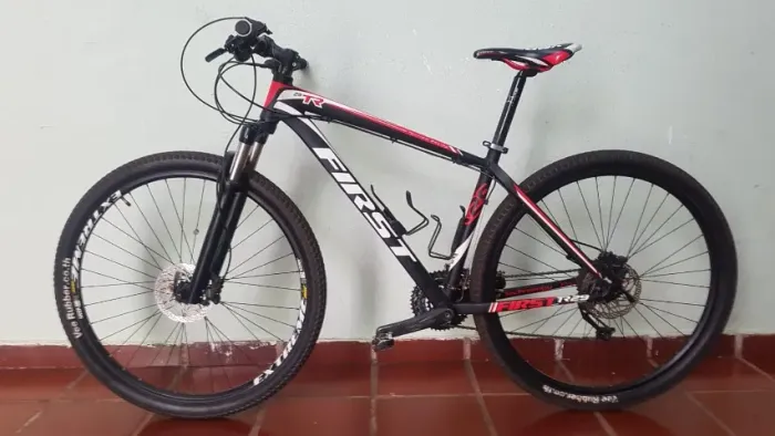 Bicicleta montain bike