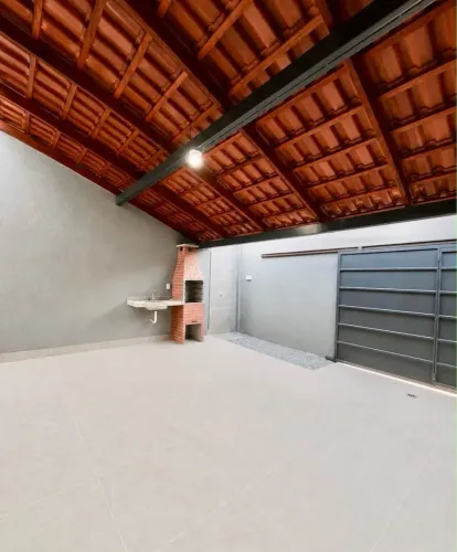 Casa 2/4 com Suíte, Ótima Localização
