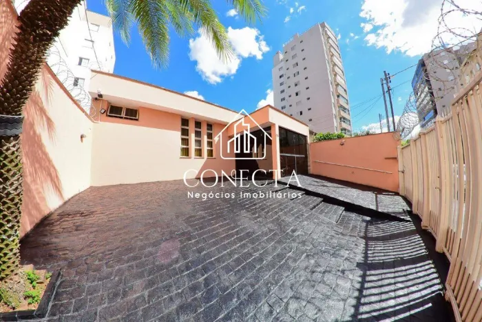 Casa à venda, 5 quartos, 2 suítes, 3 vagas, SANTA MARIA - Uberlândia/MG