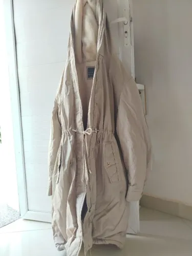 Casaco tipo Parca forrado